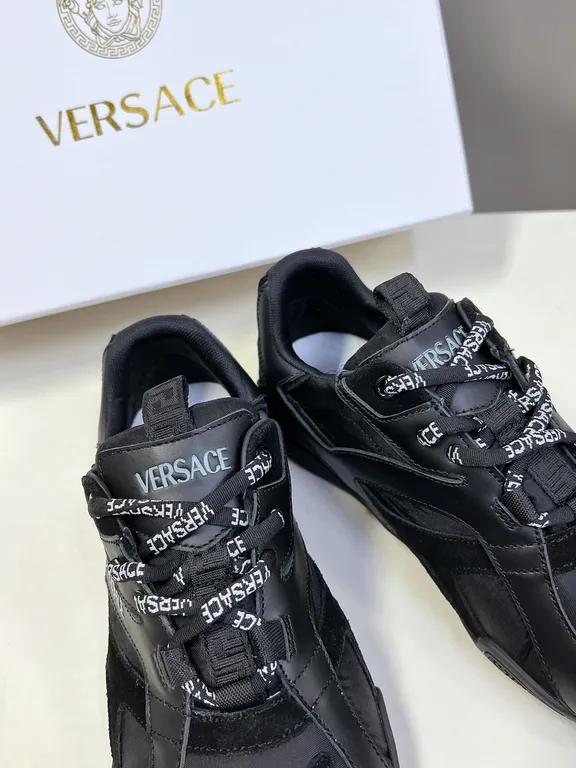 Versace Shoe 